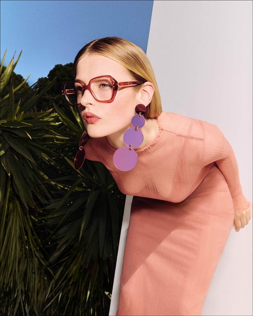 Il Gruppo Safilo e Carolina Herrera annunciano il rinnovo del loro accordo di licenza globale pluriennale per l’eyewear