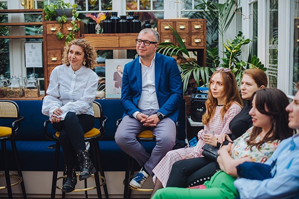 In London, Quoise Eyewear explains the importance of recycling plastic materials.