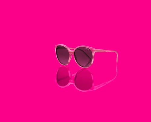 Vogue Eyewear celebra i suoi 50 con una capsule.