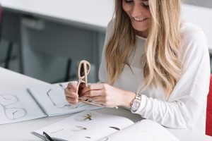 Ultima selezione per diventare Eyewear Product Manager.