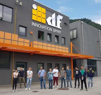 I futuri manutentori in visita alle aziende del settore dell’occhialeria.