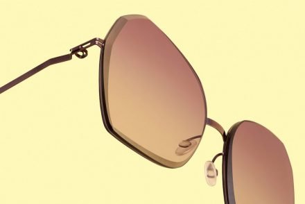 A flamboyant Seventies look