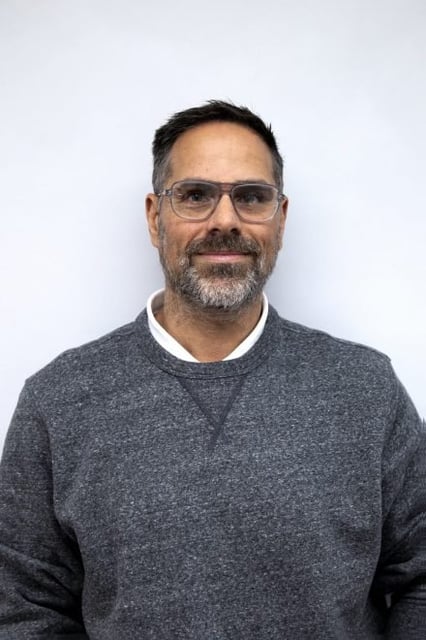 Uno stile fotografico caldo e spontaneo