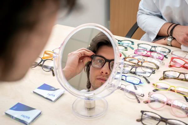 Vanni, Centro Style e Hoya partecipano al progetto “Uniforyoureyes”