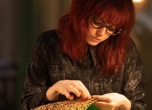 Tom Davies ha realizzato le montature per il film “Crudelia” della Disney.