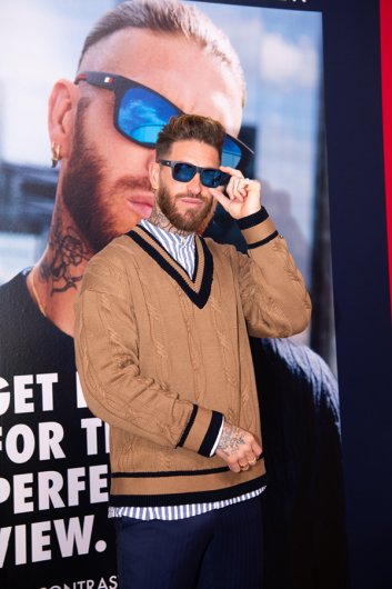 Tommy Hilfiger’s eyewear campaign.