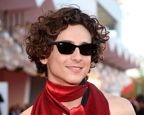 Eyewear enchants on the red carpet in Venice.