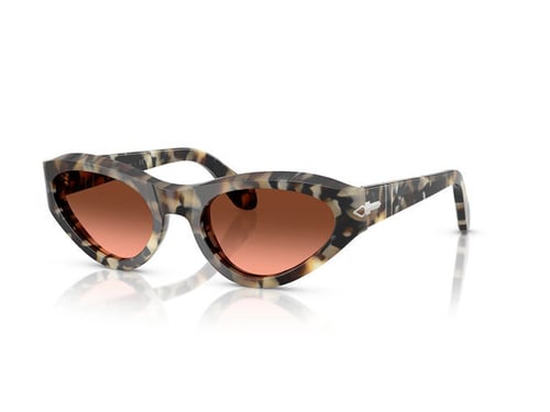 Seasonal treats and Valentine’s gifts suggested by Essilorluxottica