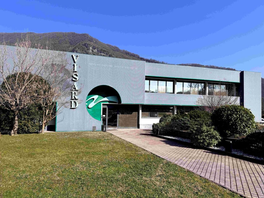 Kering Eyewear acquires Visard and a minority stake in Mistral