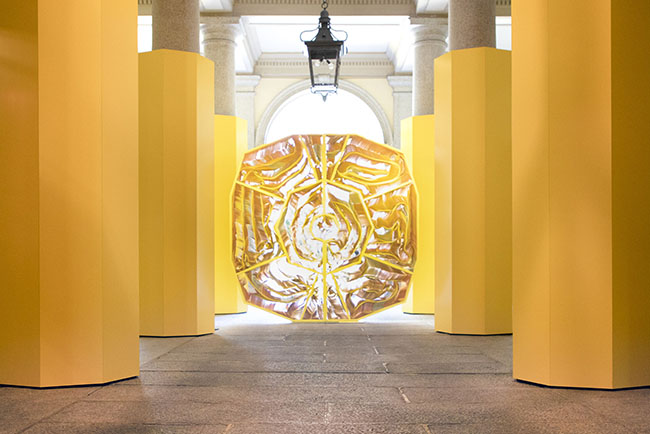 128,54 carats light up the Milan Design Week.