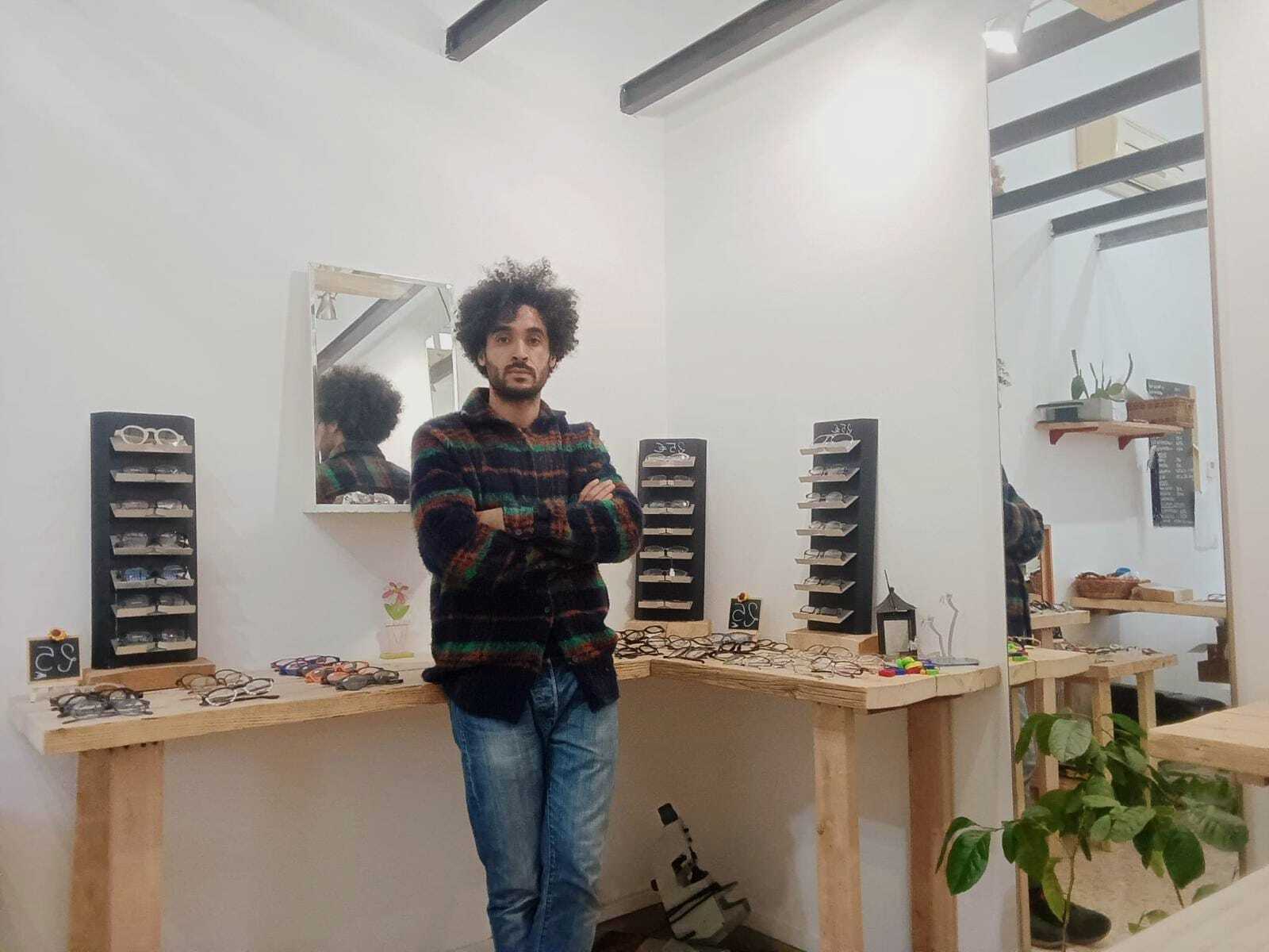 “Io resto qui”: l’ottica sociale di Torino che resiste anche dopo il furto